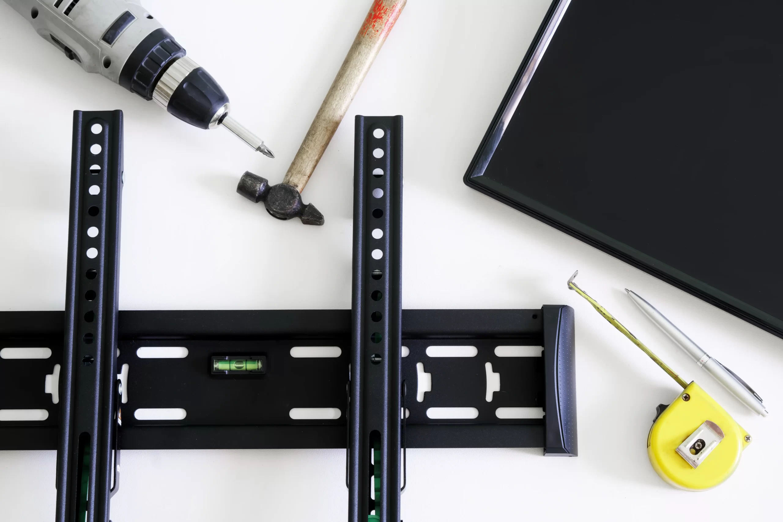 The Immense Usefulness Of A Full Motion TV Bracket