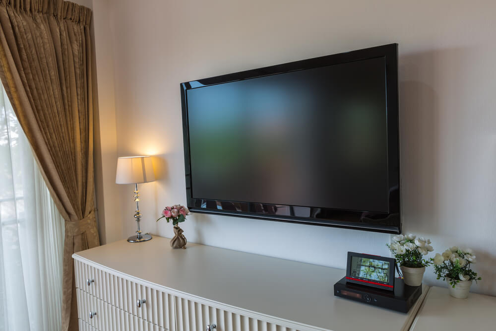 3 Incredibly Efficient Uses for a TV Mount