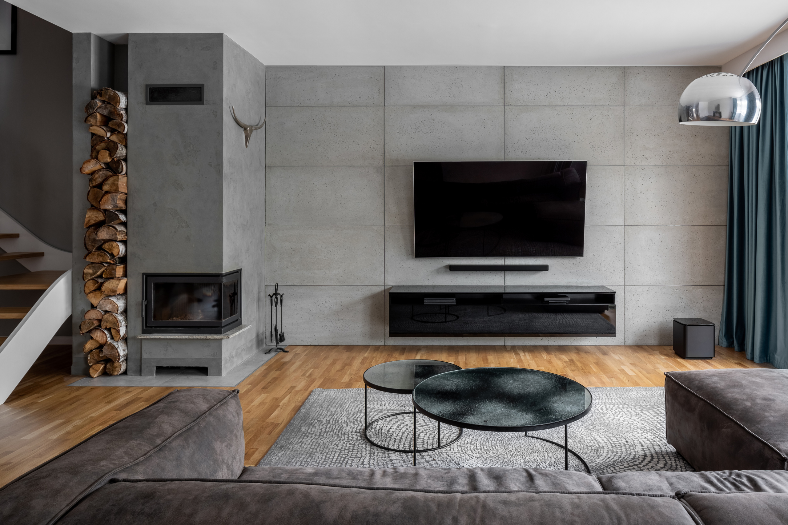 4 Creative TV Mounting Ideas to Blend With Your Interior Decor