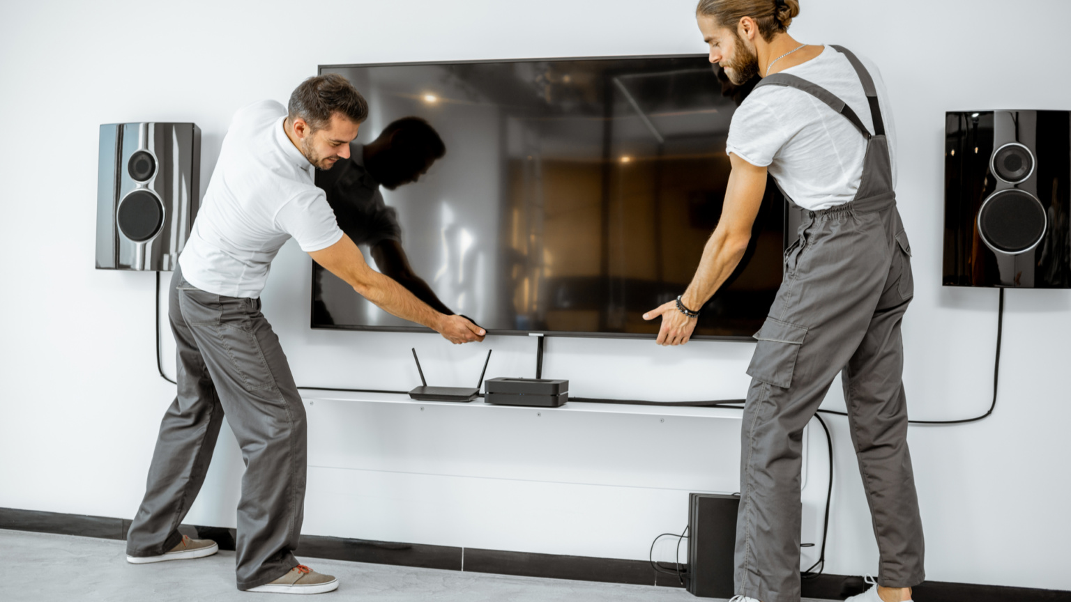 5 Tips and Tricks to Mounting your TV Well