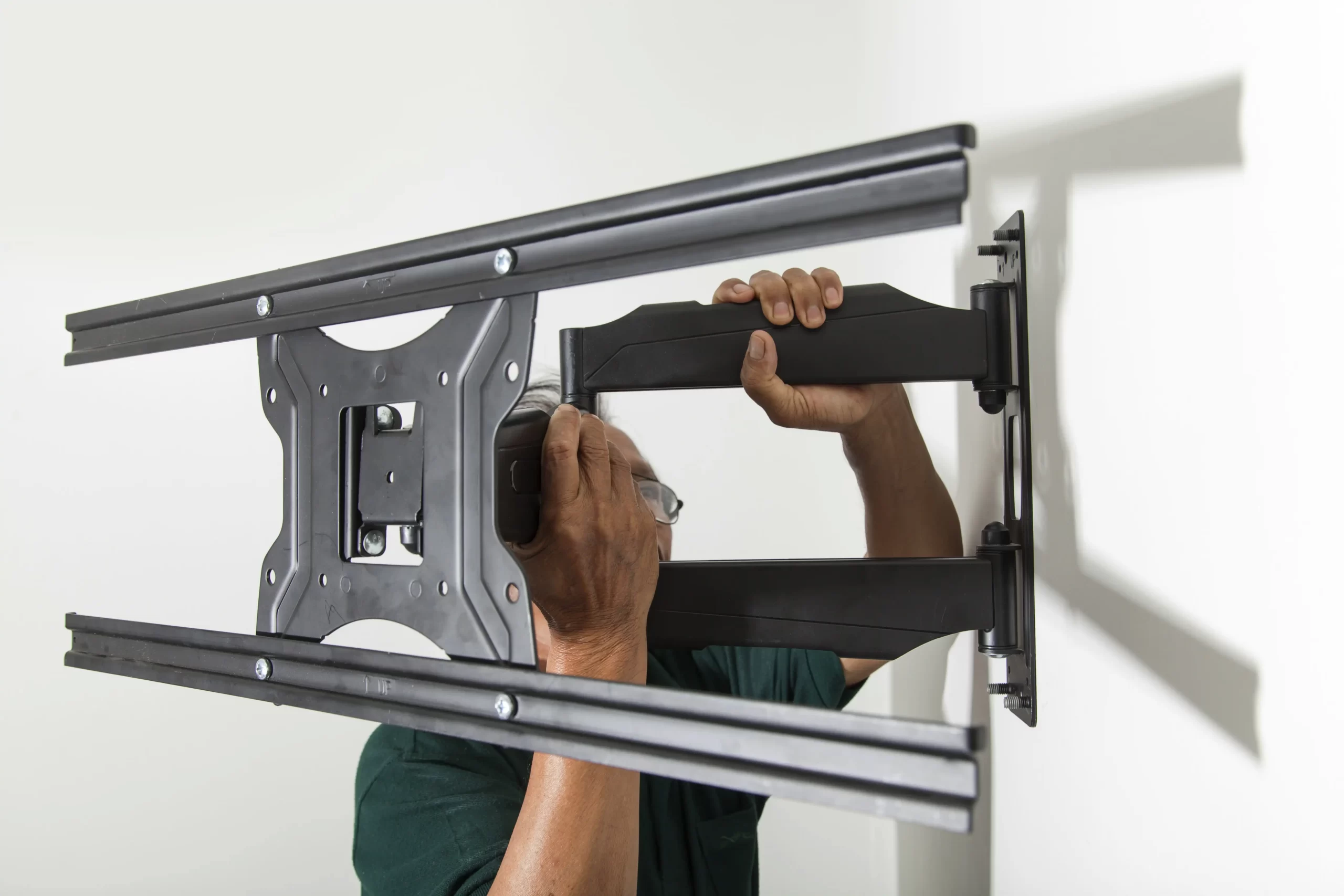 Full-motion TV Mounts – How To Make The Right Choice?